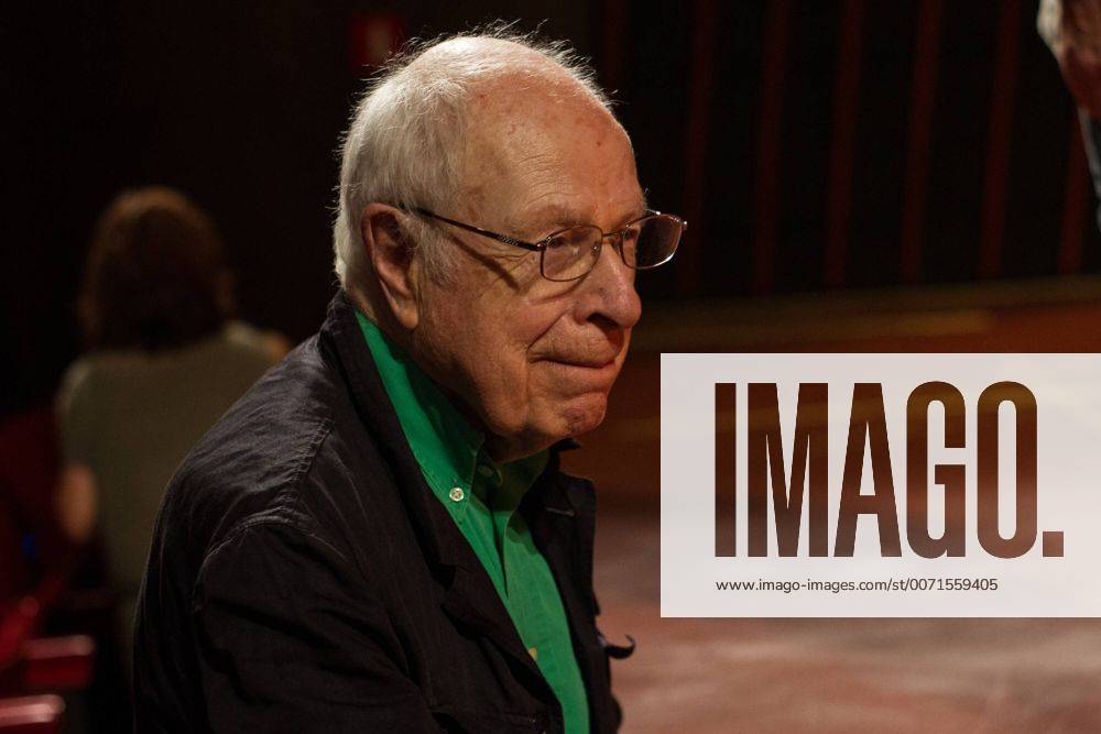 Peter Brook during the theater play Battlefield . Based on the Mahabharata and the play written by Jean -Claude Carrière. Adapted and directed by Peter Brook and Marie -Helene Estienne Jun 09,2016. (20160609034)