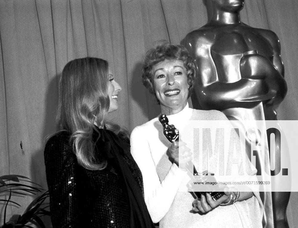 OSCARS: Beste Nebendarstellerin, Preisträgerinnen 1971-1980 Jan. 1, 2011 - ACADEMY AWARDS OSCARS.CLORIS LEACHMAN AND EILEEN HECKART . 1973 - ZUMAg49_