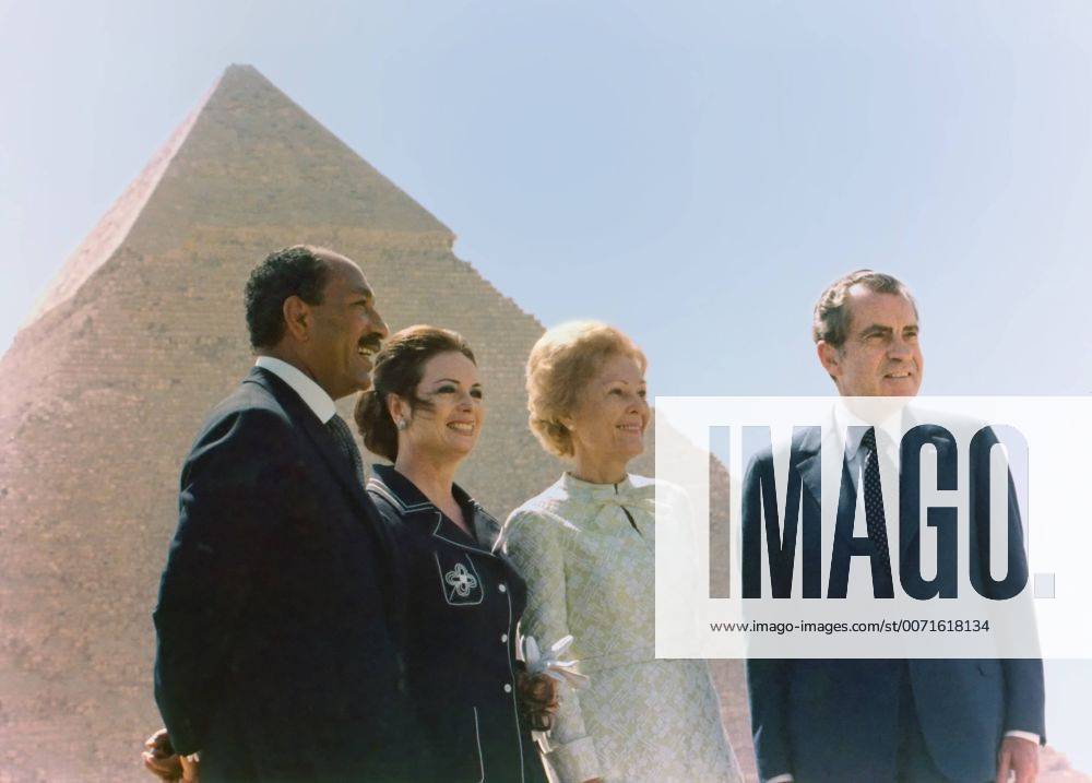 Giza, Egypt - U.S President Richard Nixon with First Lady Pat Nixon poses with Egyptian President Anwar Sadat and his wife Jehan at Great Pyramids June 14, 1974 in Giza, Egypt. Giza Egypt - ZUMAp138