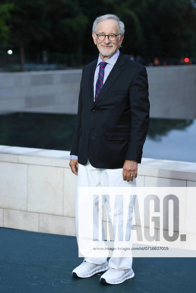 The Prelude to The Paris Games 2024 Steven Spielberg attending The Prelude to The Paris Games 2024 at the Vuitton Foundation in Paris, France on July 25, 2024. Photo by Aurore Marechal ABACAPRESS.COM Paris France