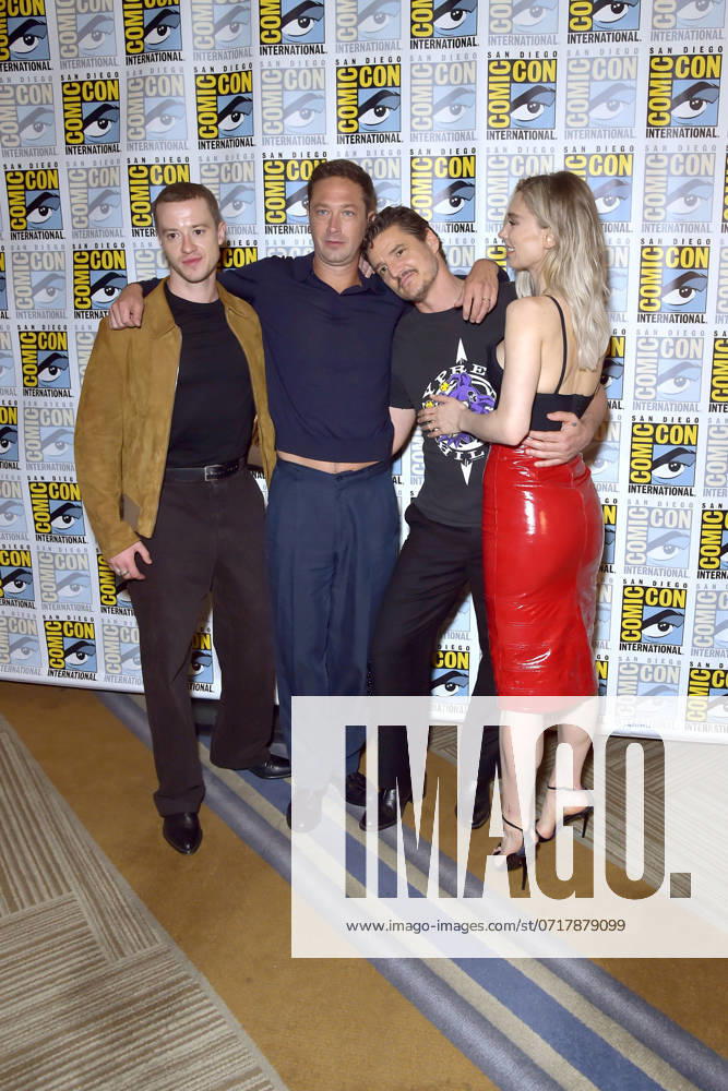 Ebon Moss Bachrach, Joseph Quinn, Pedro Pascal, and Vanessa Kirby at the photocall for the movie The Fantastic Four First Steps at the San Diego Comic Con International 2024 at the Hilton Bayfront Hotel San Diego, 27 07 2024 Foto:xD.xStarbuckx xFuturexImagex fantastic_4728