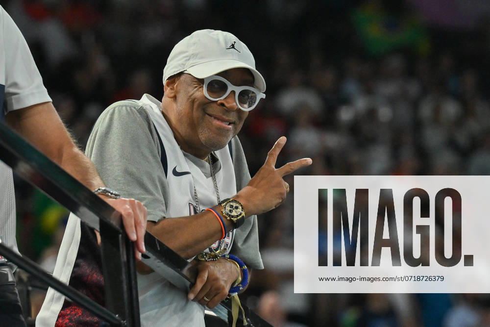 Paris 2024 - Celebs Attend Women’s Artistic Gymnastics US film director Spike Lee attends the artistic gymnastics women s team final during the Paris 2024 Summer Olympic Games at the Bercy Arena in Paris, France on July 30, 2024. Photo by Laurent Zabulon ABACAPRESS.COM Paris France