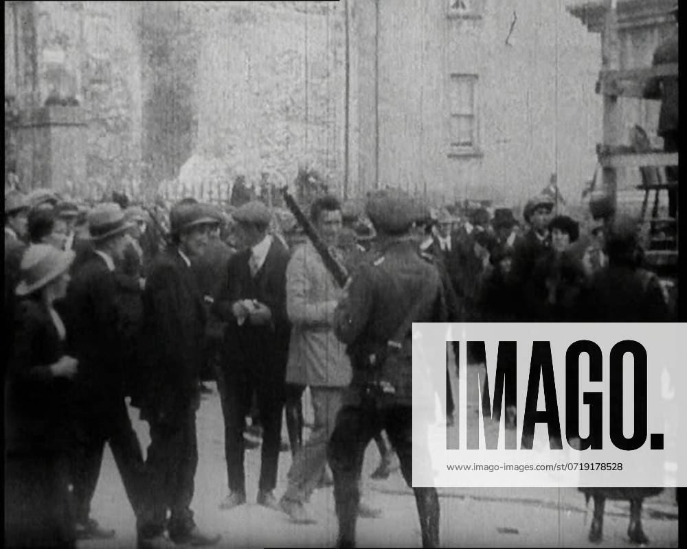 Soldiers Breaking up Fights and Crowds at a Speech by Eamon De Valera, 1922. From Time to Remember - Sitting Still And Going Slowly, 1922 (Reel 4); a review of events in 1922 including Irish Troubles, war between Greece and Turkey and developments in aviation and radio.