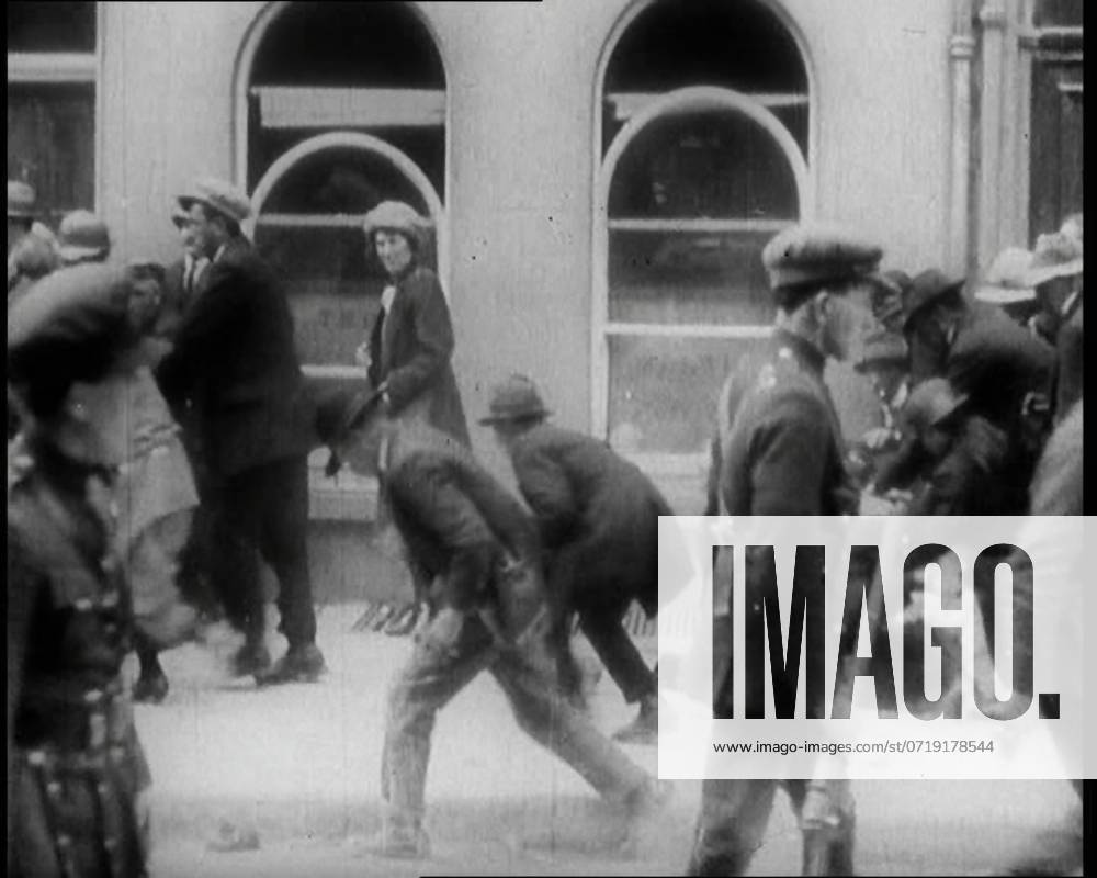 Fights Erupting in the Irish Free State, 1922. From Time to Remember - Sitting Still And Going Slowly, 1922 (Reel 4); a review of events in 1922 including Irish Troubles, war between Greece and Turkey and developments in aviation and radio.