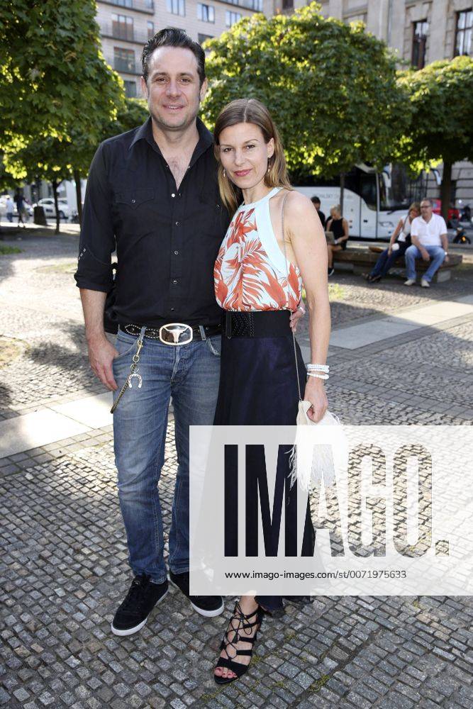 Sascha Vollmer (The BossHoss) mit Freundin Jenny bei der Michalsky StyleNite Perspektive auf der Mercedes-Benz Fashion Week Berlin Spring Summer 2017. Berlin, 01.07.2016 Foto:xS.xGabschx xFuturexImage