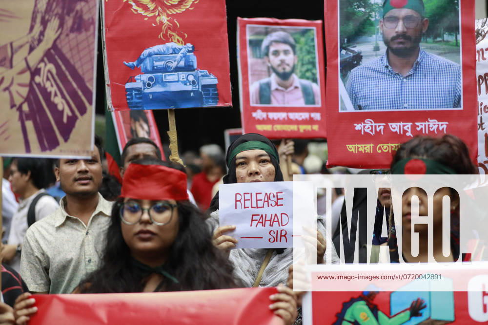 New Protests In Bangladesh Kill 2 - Dhaka Bangladeshi Students, teachers, parents, artist, representatives of civil society and leaders of various student organizations join a mass demonstration in Dhaka, Bangladesh, 02 August 2024. Thousands of people took part in a nationwide prayer and student procession to protest the massacre and mass arrests following recent protests by the Quota Reform Movement, which is demanding reforms to the government s job quota system. Authorities in Bangladesh have announced a gradual easing of a curfew imposed on July 20 after violence erupted in Dhaka and other regions following mass protests last week, allowing offices to open and some activities to take place, and partially restoring telecommunications