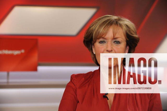 Die Spiegel -Journalistin Gisela | IMAGO stock photo