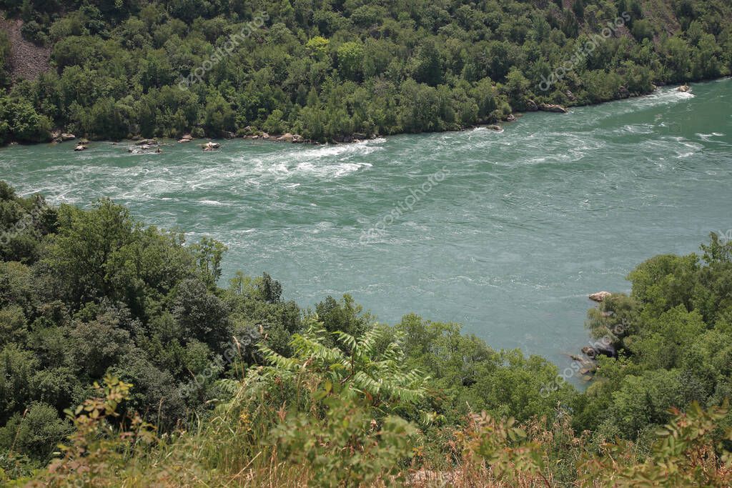 Niagara River - Stromschnellen / Niagara River - White Water