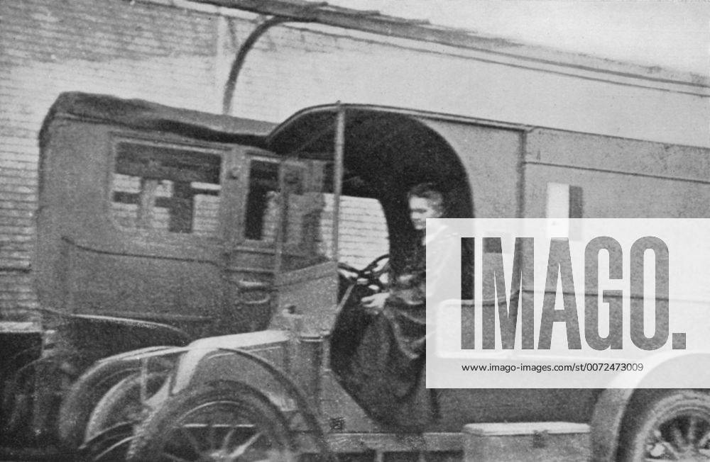 IMAGO ICONS: Marie Curie Marie Curie (1867-1934) Polish-born French physicist driving the Renault car converted into a radiological unit which, from August 1914, she drove from hospital to hospital. WHA !ACHTUNG AUFNAHMEDATUM GESCHÄTZT!