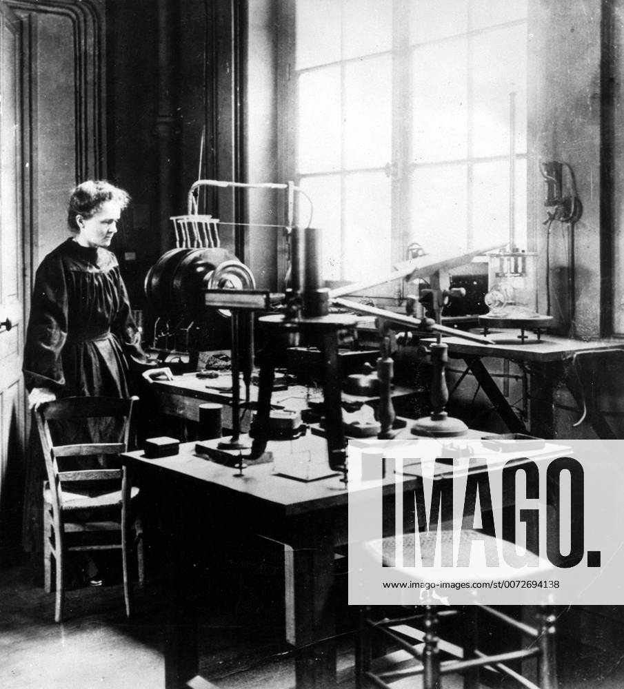IMAGO ICONS: Marie Curie Marie Sk?odowska-Curie (7 November 1867 – 4 July 1934) Polish and naturalized-French physicist and chemist. conducted pioneering research on radioactivity. She was the first woman to win a Nobel Prize, WHA !ACHTUNG AUFNAHMEDATUM GESCHÄTZT!