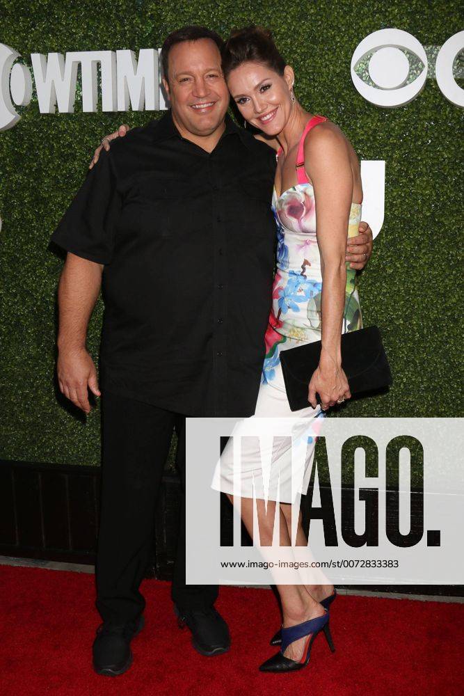 LOS ANGELES - AUG 10: Kevin James, Erinn Hayes at the CBS, CW, Showtime Summer 2016 TCA Party at the Pacific Design Center on August 10, 2016 in West Hollywood, CA KathyxHutchins
