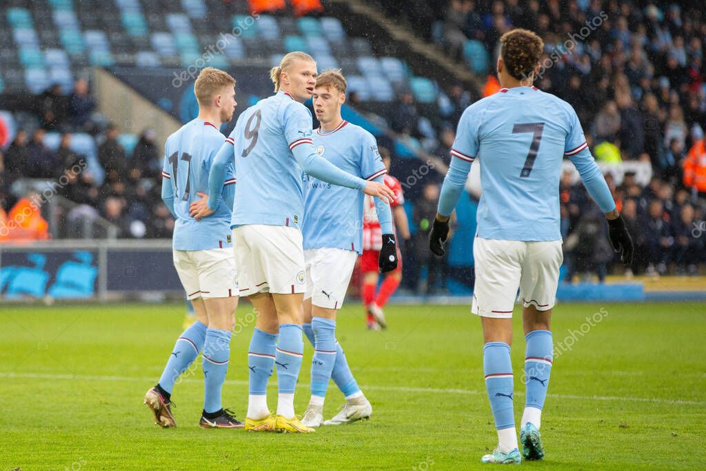 Kevin De Bruyne #17 of Manchester City celebrates his goal to make it 1-0 during the Mid season friendly match Manchester City vs Girona at Etihad Campus, Manchester, United Kingdom, 17th December 2022