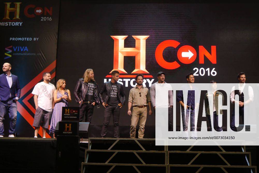 Philippines: HistoryCon 2016 On stage, the celebrities welcomes their fans and exhibit attendees. The first-ever entertainment convention of its kind is here, in celebration of all things entertainment at History Con 2016 GeorgexBuid