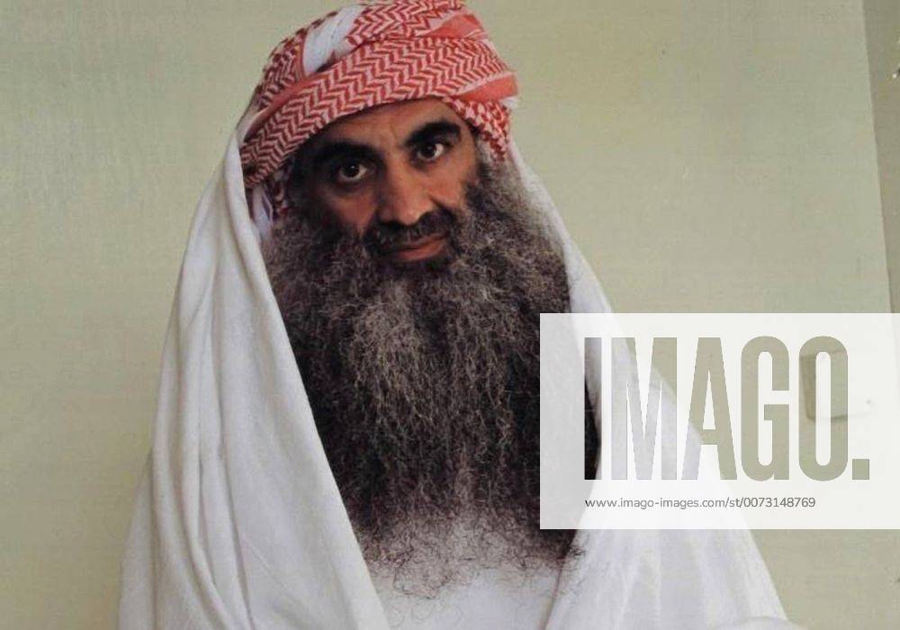 IMAGO History, Anschläge vom 11. September aus New York und Washington D.C 20 Jahre Anschläge vom 11. September: Täter und Hintermänner Nov. 13, 2009 - New York, New York, USA - KHALID SHAIKH MOHAMMED the self-described mastermind of the terrorist attacks of Sept. 11, 2001, and four other men accused in the plot will be prosecuted in federal court in New York City, the United States attorney general announced Friday. - ZUMAz03_