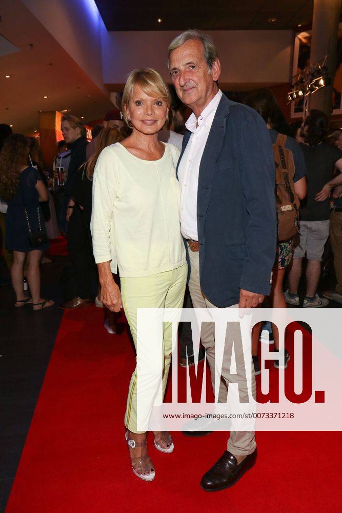 Uschi Glas mit Ehemann Dieter Hermann, Deutschlandpremiere von Lena Love im Mathaeser Filmpalast in Muenchen am 12.09.2016
