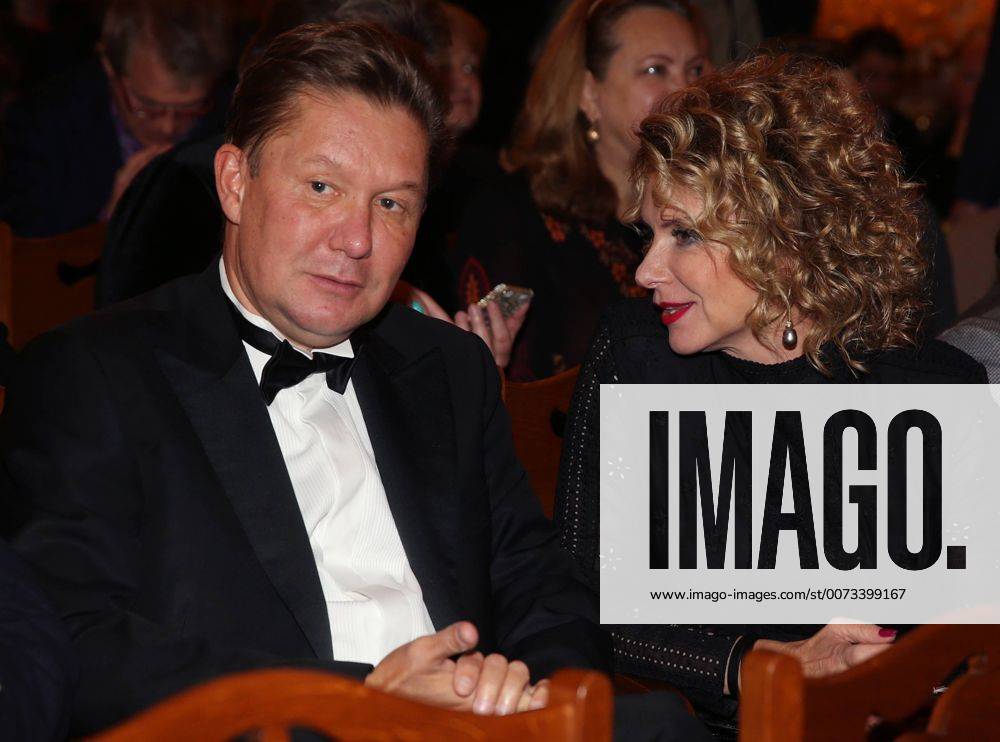 Chairman of the board of directors at Gazprom, Alexei Miller (L) with wife Irina at Moscow s Bolshoi Theatre where a production of Giuseppe Verdi s opera Simon Boccanegra is to be presented by the Teatro alla Scala (Milan s grand opera house) as part of the 2016 Chereshnevy Les Open Art Festival. Artyom Korotayev TASS TS031141
