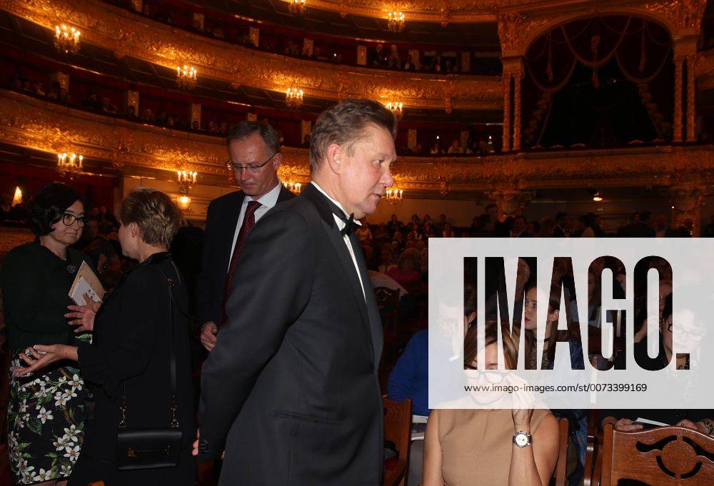 Chairman of the board of directors at Gazprom, Alexei Miller (front) at Moscow s Bolshoi Theatre where a production of Giuseppe Verdi s opera Simon Boccanegra is to be presented by the Teatro alla Scala (Milan s grand opera house) as part of the 2016 Chereshnevy Les Open Art Festival. Back (from left): Tretyakov Gallery director Zelfira Tregulova and director of the Moscow Kremlin Museums, Yuri Gagarin s daughter Yelena Gagarina. Artyom Korotayev TASS TS031143
