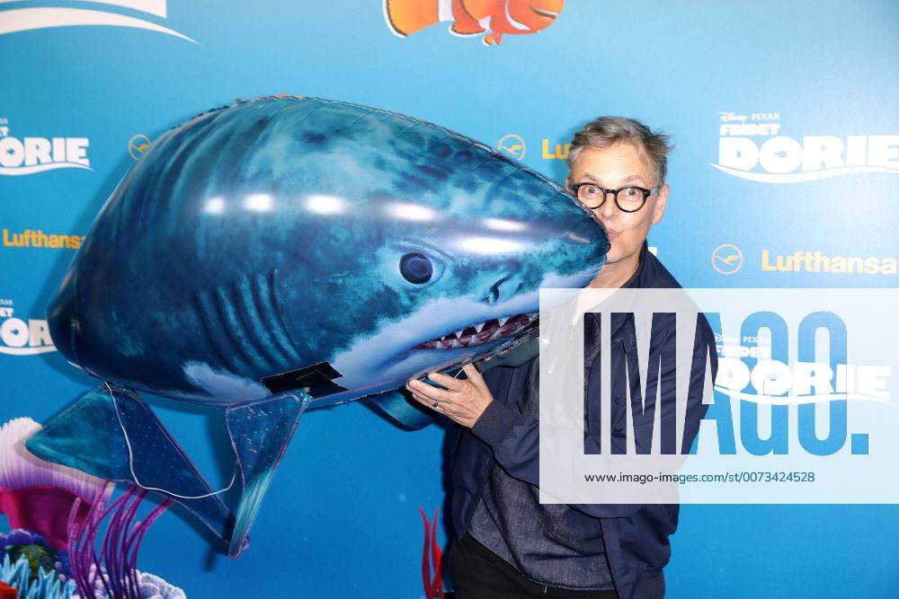 Rolf Scheider bei der Findet Dorie Kino Premiere am 15.09.2016 in Berlin Findet Dorie Kinopremiere in Berlin, 2016