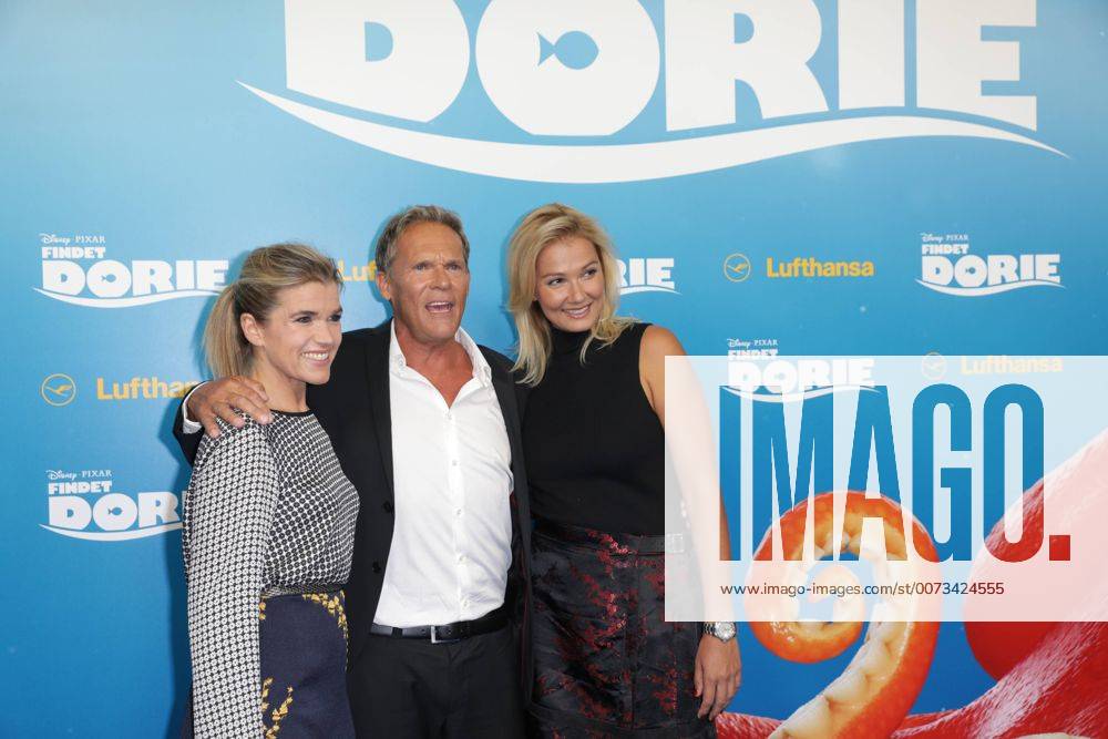 Anke Engelke, Christian Tramitz und Franziska van Almsick bei der Findet Dorie Kino Premiere am 15.09.2016 in Berlin Findet Dorie Kinopremiere in Berlin, 2016