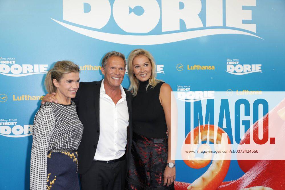 Anke Engelke, Christian Tramitz und Franziska van Almsick bei der Findet Dorie Kino Premiere am 15.09.2016 in Berlin Findet Dorie Kinopremiere in Berlin, 2016