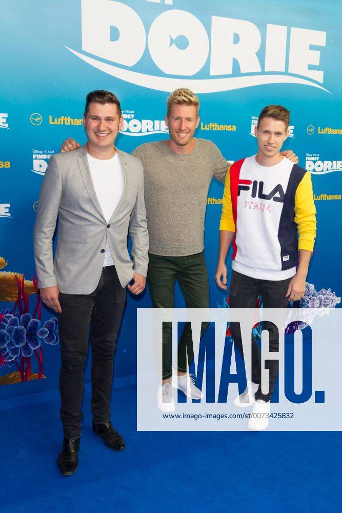 Sebastian Raetzel (Saenger The Baseball), Maxi Arland und Sebastiano Schweitzer (Moderator) - Deutschlandpremiere von FINDET DORIE im Zoo Palast in Berlin am 15.09.2016. Deutschlandpremiere FINDET DORIE
