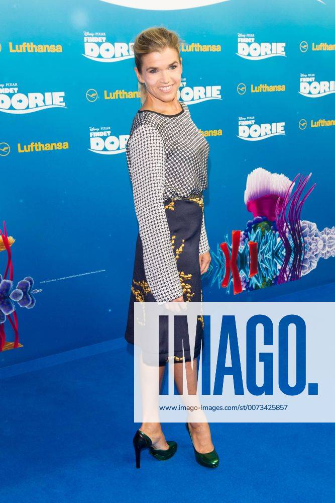 Anke Engelke - Deutschlandpremiere von FINDET DORIE im Zoo Palast in Berlin am 15.09.2016. Deutschlandpremiere FINDET DORIE