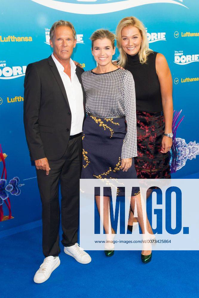 Christian Tramitz, Anke Engelke und Franziska van Almsick - Deutschlandpremiere von FINDET DORIE im Zoo Palast in Berlin am 15.09.2016. Deutschlandpremiere FINDET DORIE