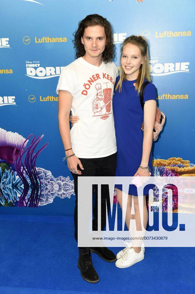 Tilman Pörzgen und Lina Larissa Strahl bei der Premiere des Kinofilms Findet Dorie Finding Dory im Zoo Palast. Berlin, 15.09.2016 Foto:xFredericx xFuturexImage