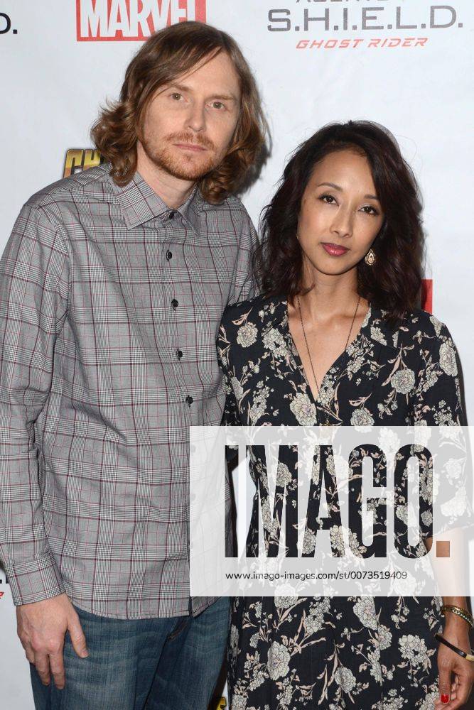 LOS ANGELES - SEP 19: Jed Whedon, Maurissa Tancharoen at the Agents Of SHIELD Season 4 Premiere at the Pacific Theater at The Grove on September 19, 2016 in Los Angeles, CA