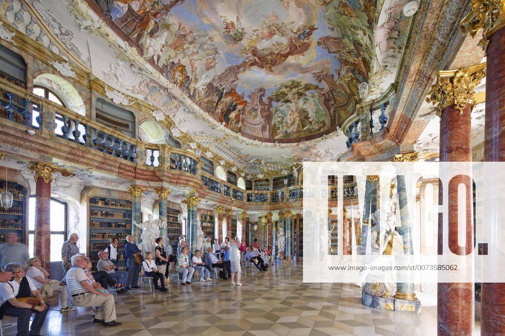 Bibliothekssaal, Kloster Wiblingen bei Ulm, Oberschwaben, Schwaben, Baden-Württemberg, Deutschland, Europa