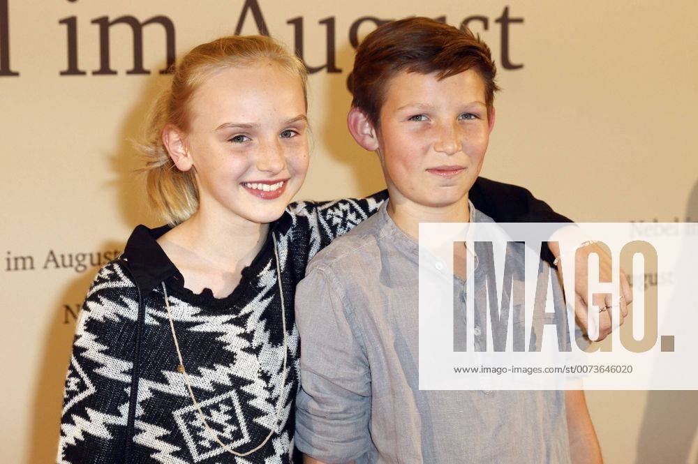 Jule Hermann und Ivo Pietzcker bei der Premiere des Kinofilms Nebel im August in der Lichtburg. Essen, 26.09.2016 Foto:xFuturexImage