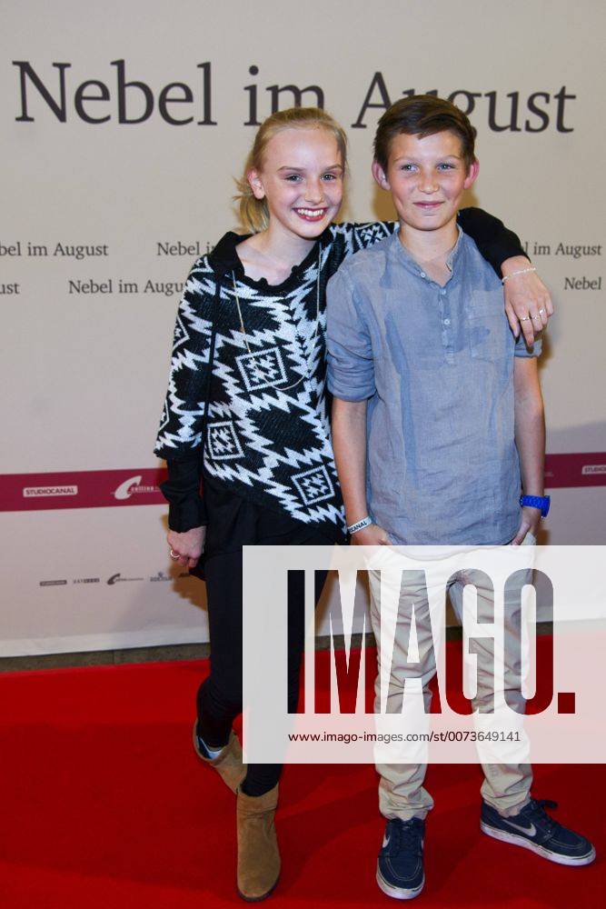 Jule HERRMANN, Schauspielerin, Ivo PIETZCKER, Schauspieler, Filmpremiere Nebel im August , in der Lichtburg in Essen