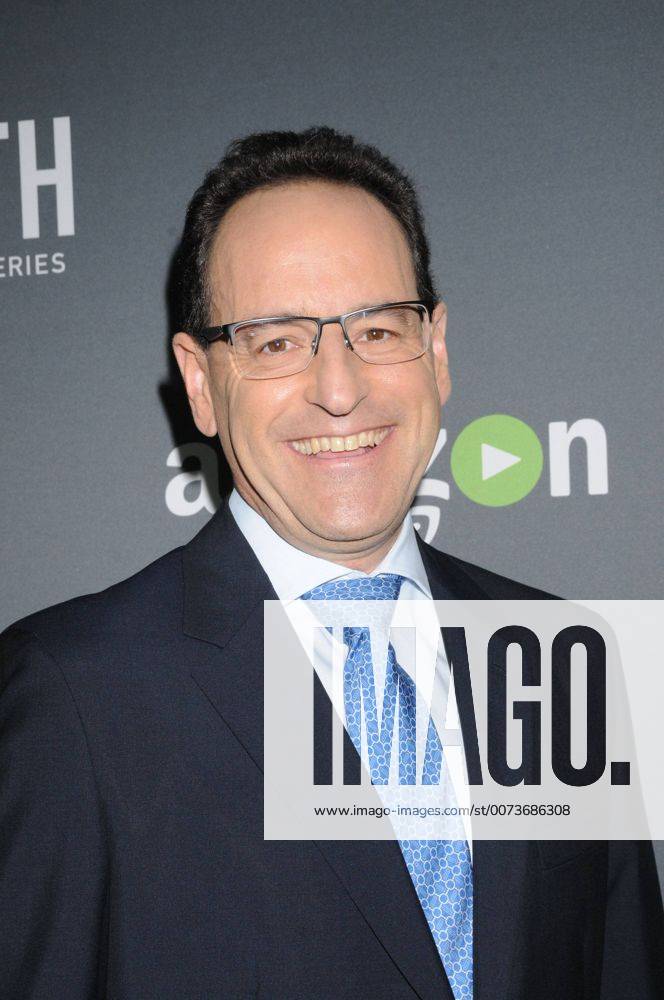 Los Angeles, California, United States - September 29th 2016 - Los Angeles California USA - Writer Executive Producer JONATHAN SHAPIRO at the Goliath Premiere held at the London West Hollywood Hotel, Los Angeles Los Angeles United States - ZUMAf05_