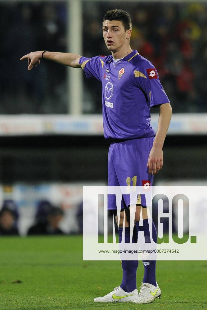 AC Florenz ACF Fiorentina (lila) vs. Inter Mailand (weiß) --- Michele Camporese
