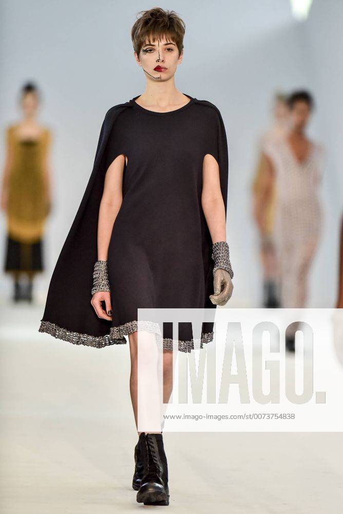 BELO HORIZONTE, MG - 06.10.2016: MINAS TREND OUTONO INVERNO 2017 - designer fashion show Doisélles during the nineteenth edition of the Minas Trend - Autumn Winter 2017 held in Expominas in Belo Horizonte, MG. on the afternoon of Thursday (06). x1211763x MourãoxPanda