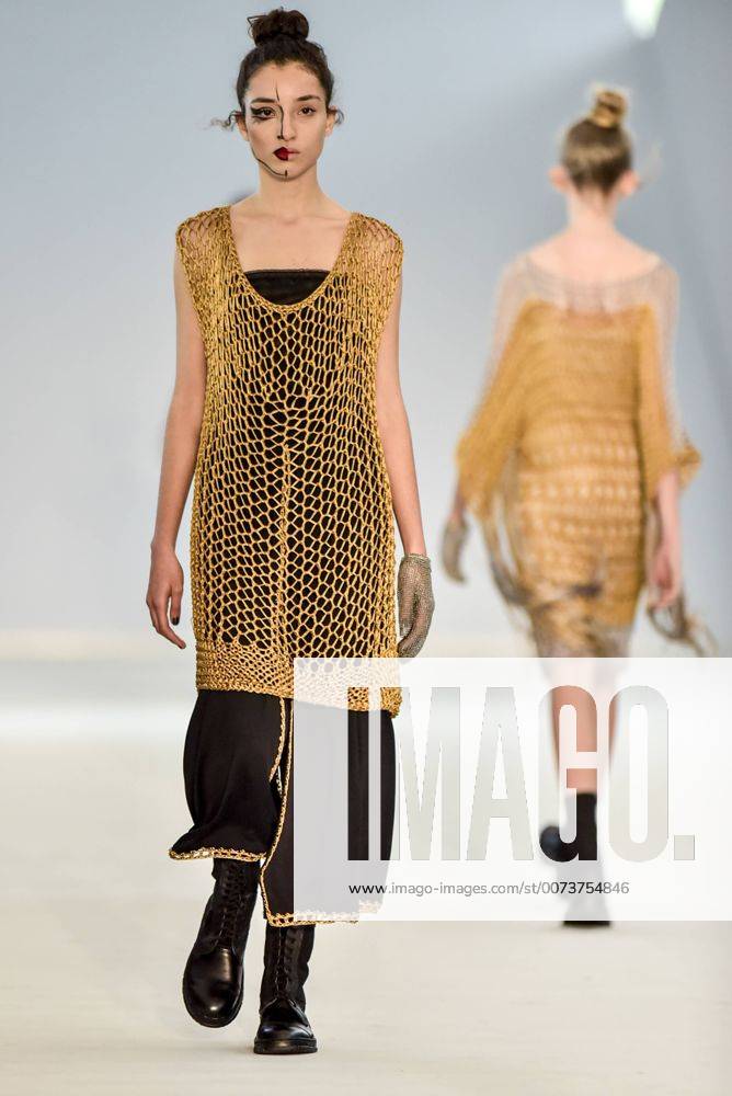 BELO HORIZONTE, MG - 06.10.2016: MINAS TREND OUTONO INVERNO 2017 - designer fashion show Doisélles during the nineteenth edition of the Minas Trend - Autumn Winter 2017 held in Expominas in Belo Horizonte, MG. on the afternoon of Thursday (06). x1211770x MourãoxPanda