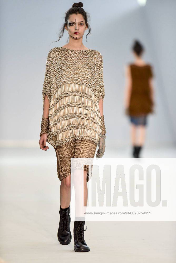 BELO HORIZONTE, MG - 06.10.2016: MINAS TREND OUTONO INVERNO 2017 - designer fashion show Doisélles during the nineteenth edition of the Minas Trend - Autumn Winter 2017 held in Expominas in Belo Horizonte, MG. on the afternoon of Thursday (06). x1211781x MourãoxPanda