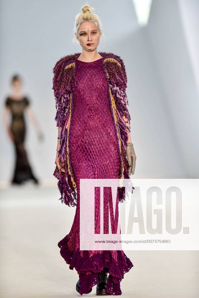 BELO HORIZONTE, MG - 06.10.2016: MINAS TREND OUTONO INVERNO 2017 - designer fashion show Doisélles during the nineteenth edition of the Minas Trend - Autumn Winter 2017 held in Expominas in Belo Horizonte, MG. on the afternoon of Thursday (06). x1211783x MourãoxPanda