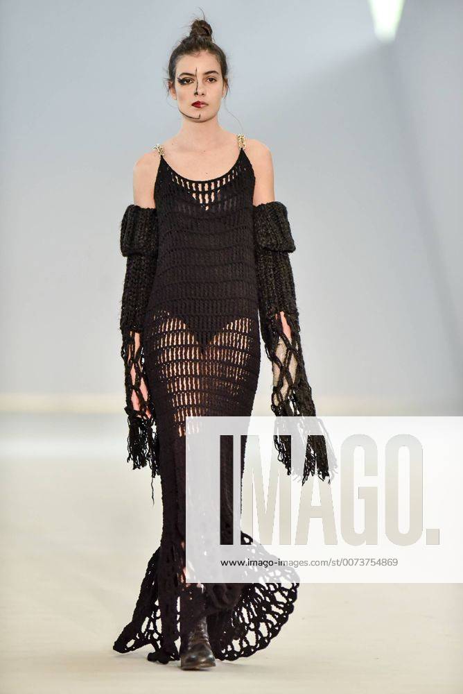 BELO HORIZONTE, MG - 06.10.2016: MINAS TREND OUTONO INVERNO 2017 - designer fashion show Doisélles during the nineteenth edition of the Minas Trend - Autumn Winter 2017 held in Expominas in Belo Horizonte, MG. on the afternoon of Thursday (06). x1211790x MourãoxPanda