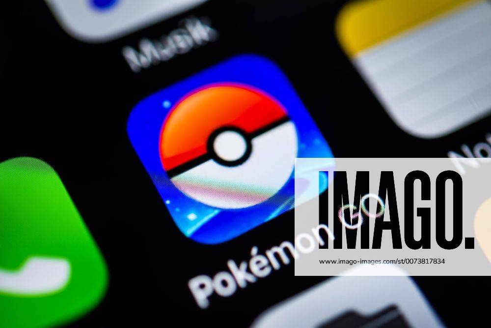 App-Icons auf Smartphone-Display App-Icons, Anzeige auf einem Bildschirm vom Handy, Pokemon Go, Handyspiel, Computerspiel, iOS, Makroaufnahme, Detail, formatfüllend