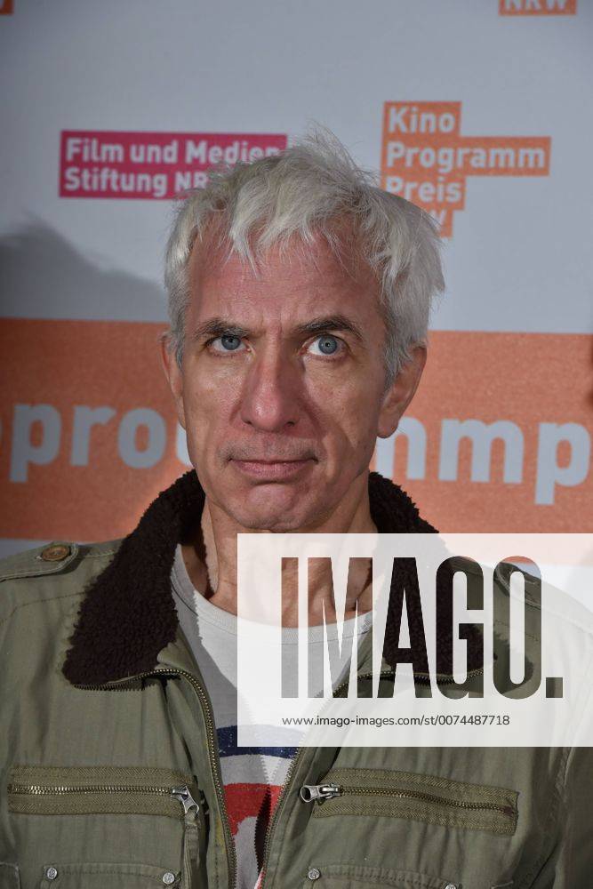 Der Schauspieler Ralf Richter posiert am 09.11.2016 in Köln vor der 26. Verleihung der Kinoprogrammpreise NRW 2016 der Film und Medien Stiftung NRW.