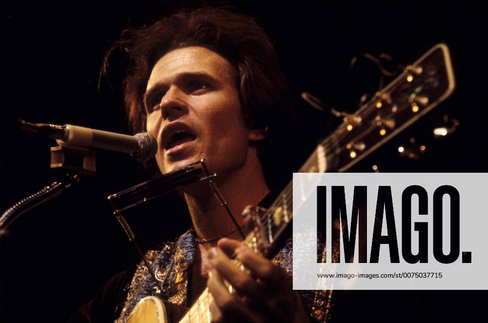 Country Joe McDonald - 28 03 1971 - France Ile-de-France (region) Paris - Concert Country Joe McDonald, 1971 - PhilippexGrasx Pictorium LePictorium_0147778