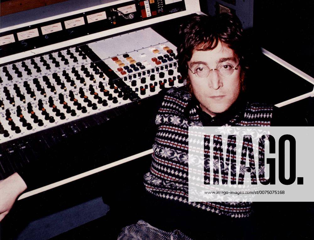 Imagine: John Lennon, (IMAGINE: JOHN LENNON) USA 1988, Regie: Andrew Solt, JOHN LENNON, Stichwort: Mischpult UnitedArchives00010175