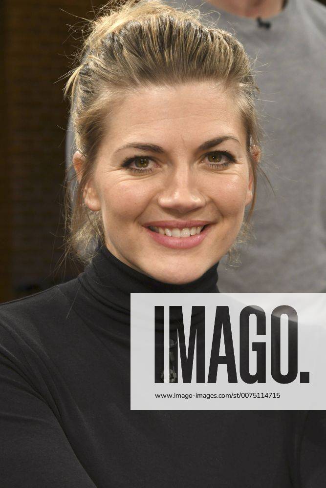 Nina Bott bei der Aufzeichnung der WDR-Talkshow Kölner Treff im WDR Studio BS 2. Köln, 02.12.2016 Foto:xJ.xFuturexImage