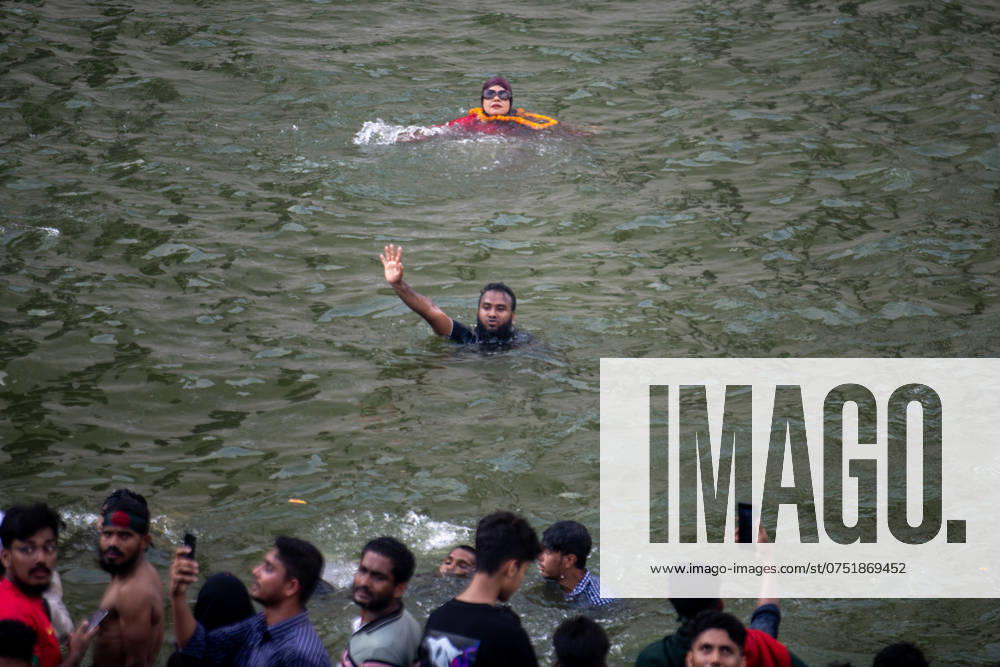 Protests In Bangladesh People are celebrating at the Parliament House after the fall of the country s Prime Minister Sheikh Hasina in Dhaka, Bangladesh, on August 6, 2024. Dhaka Bangladesh