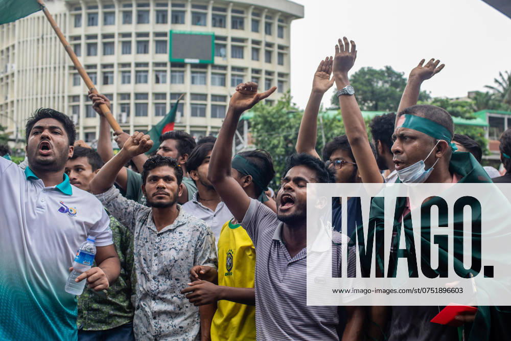 Dhaka celebrate the resignation of the Prime Minister - 05 Aug 2024 Anti-government protestors chant slogans during the celebrations in Shahbag near Dhaka University area. Thousands of people are celebrating the resignation of Bangladeshi Prime Minister Sheikh Hasina. Protests in Bangladesh that began as student-led demonstrations against government hiring rules in July culminated on August 5, in the prime minister fleeing and the military announcing it would form an interim government. Dhaka Bangladesh