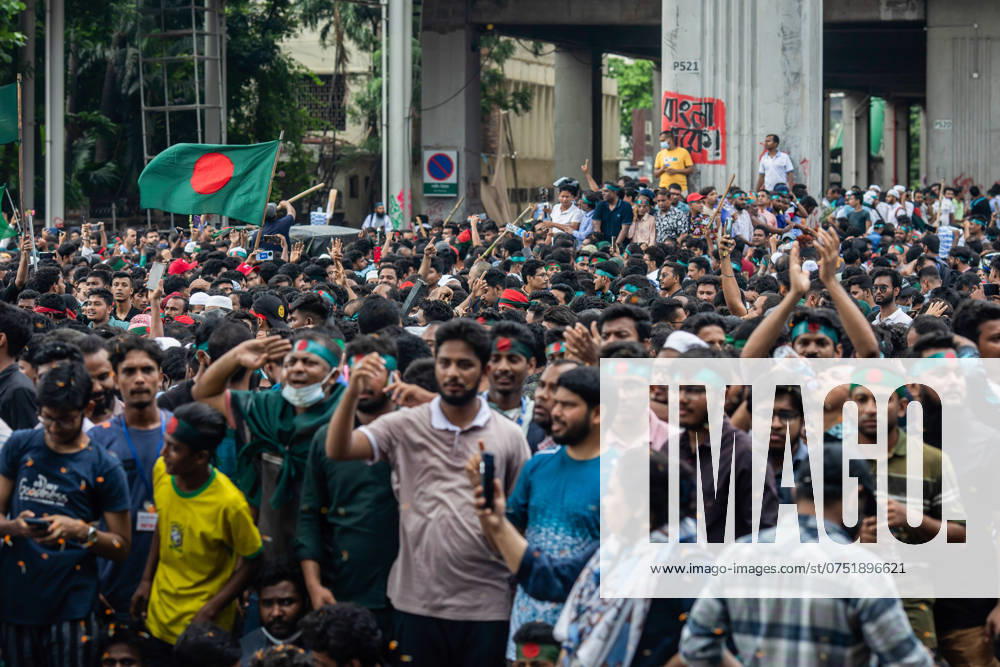Dhaka celebrate the resignation of the Prime Minister - 05 Aug 2024 Anti-government protestors gather at Shahbag near Dhaka University area during the celebrations. Thousands of people are celebrating the resignation of Bangladeshi Prime Minister Sheikh Hasina. Protests in Bangladesh that began as student-led demonstrations against government hiring rules in July culminated on August 5, in the prime minister fleeing and the military announcing it would form an interim government. Dhaka Bangladesh