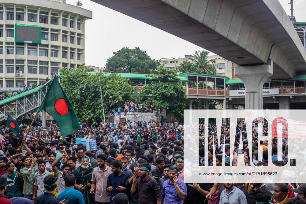 Dhaka celebrate the resignation of the Prime Minister - 05 Aug 2024 Anti-government protestors gather at Shahbag near Dhaka University area during the celebrations. Thousands of people are celebrating the resignation of Bangladeshi Prime Minister Sheikh Hasina. Protests in Bangladesh that began as student-led demonstrations against government hiring rules in July culminated on August 5, in the prime minister fleeing and the military announcing it would form an interim government. Dhaka Bangladesh