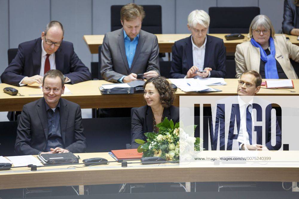 Berlin, Deutschland, GER, Berliner Abgeordnetenhaus, 3. Plenarsitzung, Foto: v.l.n.r: Bürgermeister und Senator für Kultur und Europa: Dr. Klaus Lederer (DIE LINKE), Bürgermeisterin und Senatorin für Wirtschaft, Energie und Betriebe: Ramona Pop (Bündnis 90 Die Grünen Berlin), reg. Bürgermeister von Berlin Michael Müller (SPD)
