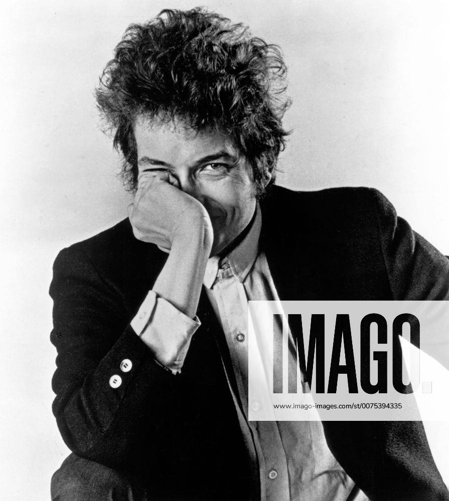 Der amerikanische Folk- und Rockmusiker und Lyriker Bob Dylan, 1960er Jahre. American folk and rock singer Bob Dylan, 1960s.